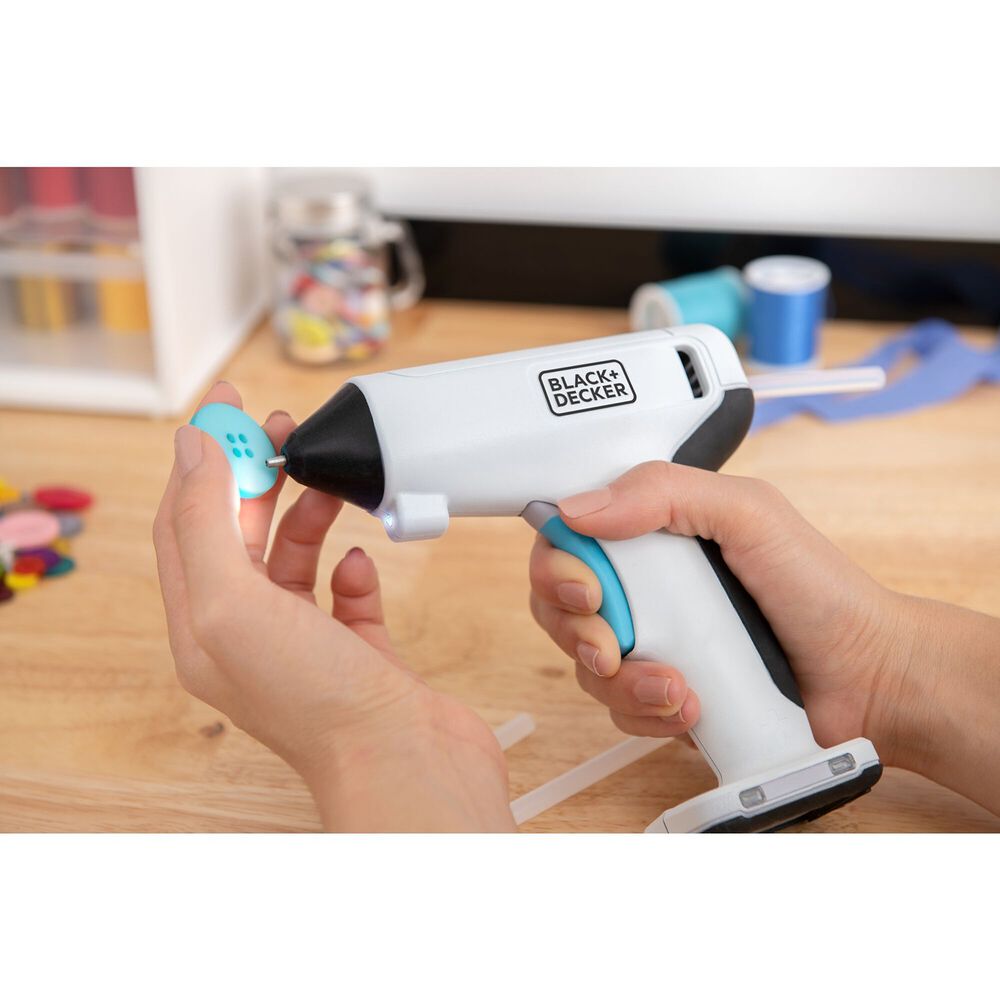 BLACK+DECKER Akumulatorowy pistolet do kleju Black+Decker, na sztyfty 7 mm, 3,6 V